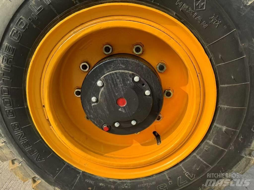 LiuGong 835 Wheel Loaders