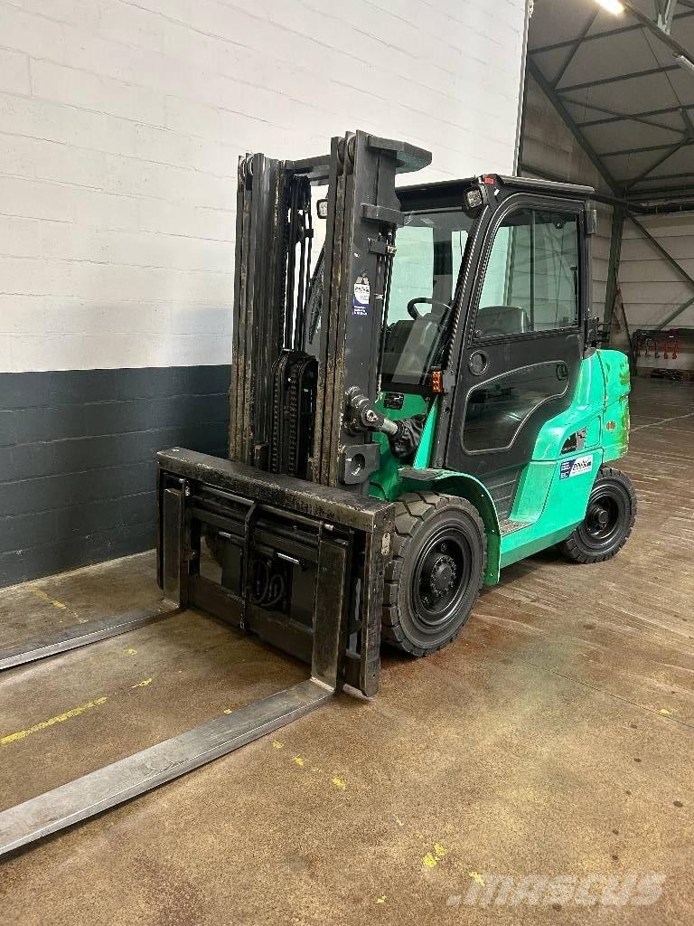 Mitsubishi FD 40 N Diesel Forklifts