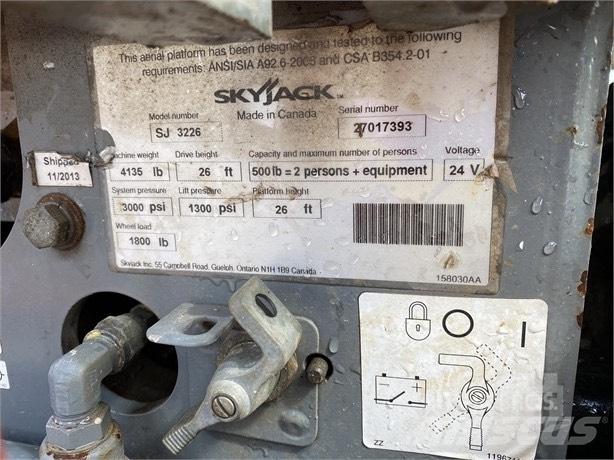 SkyJack SJ III 3226 Scissor Lifts