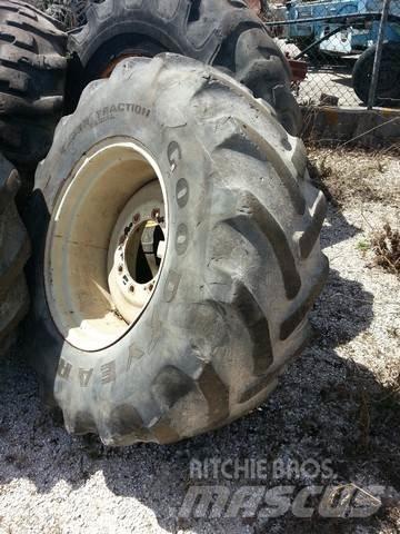  Pneu 17.5-24 Tires, wheels and rims