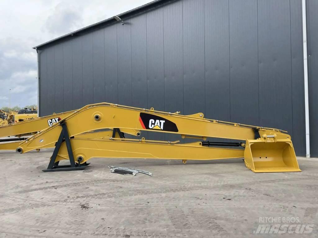 CAT 323F 18m Set Backhoes