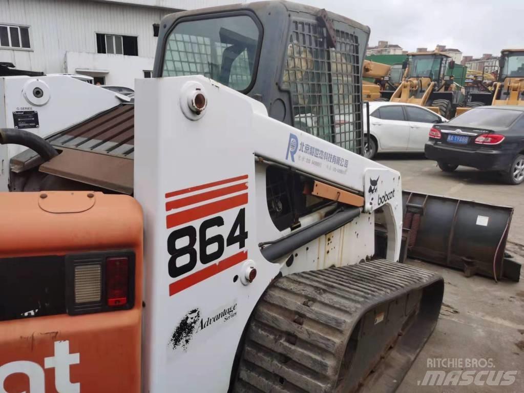 Bobcat S864 Skid Steer Loaders