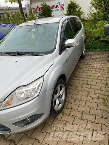Ford Focus Turnier Automobiles / SUVS