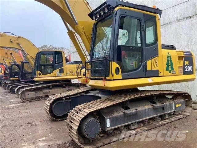 Komatsu PC 200 Crawler Excavators