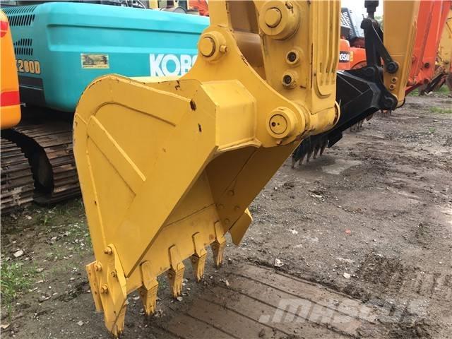 Komatsu PC 200 Crawler Excavators
