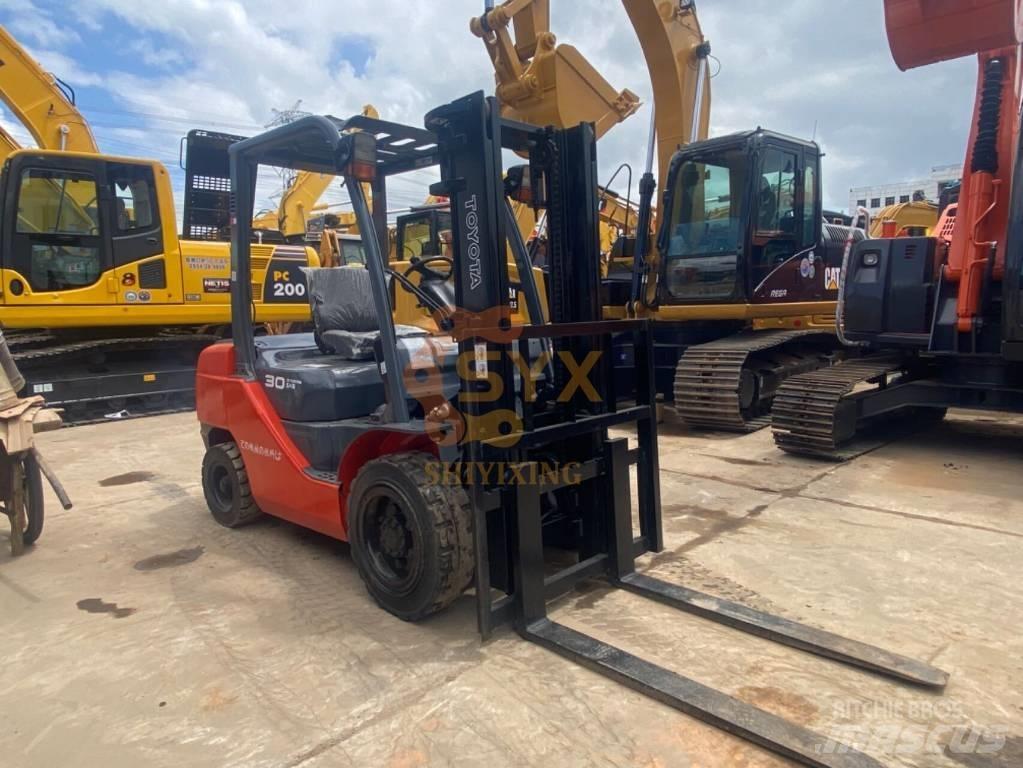 Toyota 30-5 FBL 25 Telescopic Handlers