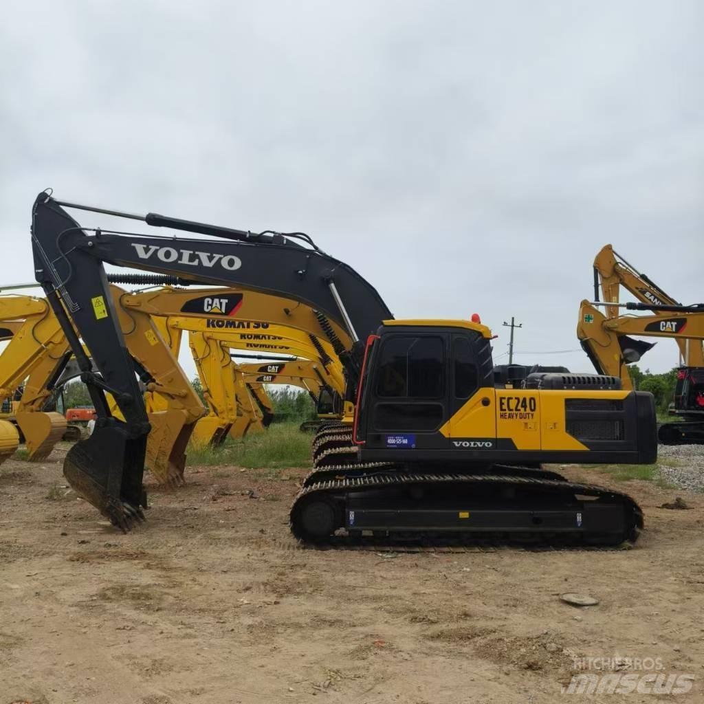 Volvo EC 240 Crawler Excavators
