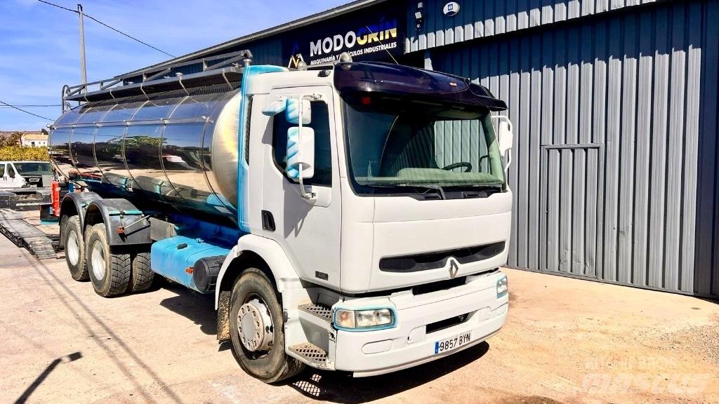 Renault 320.26 Tank Trucks