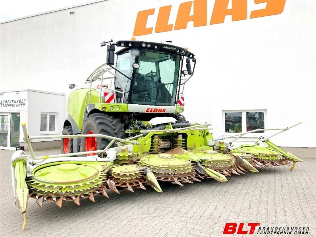 CLAAS Jaguar 950 Forage Harvester