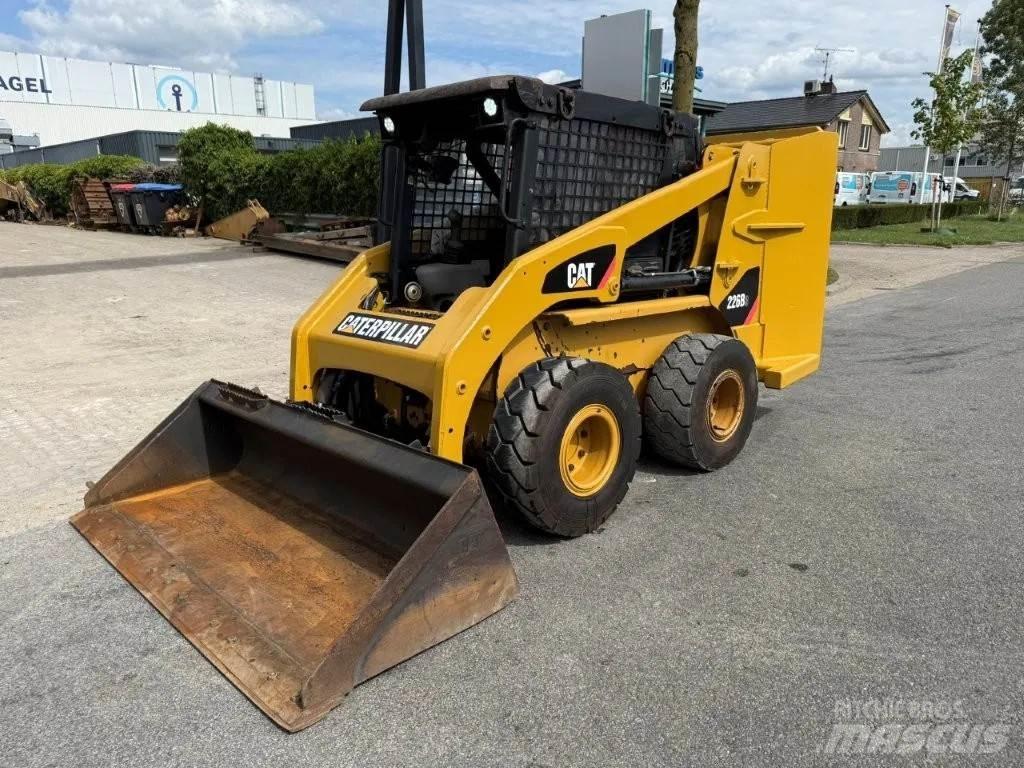 CAT 226B3 Skid Steer Loaders