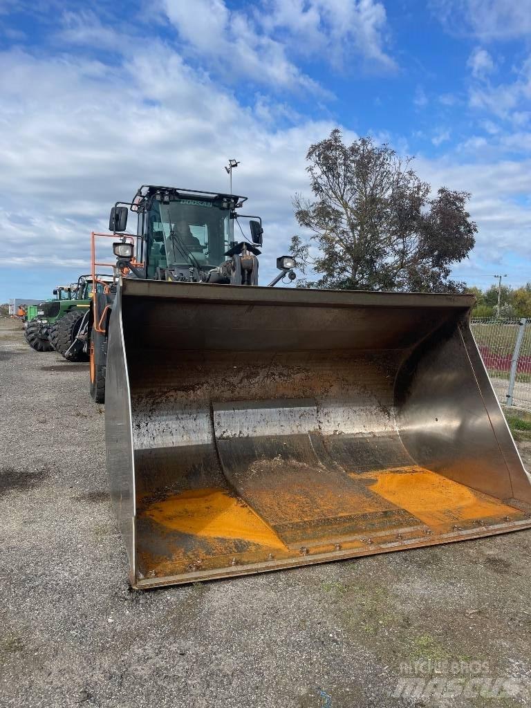 Doosan DL 380-7 Wheel Loaders