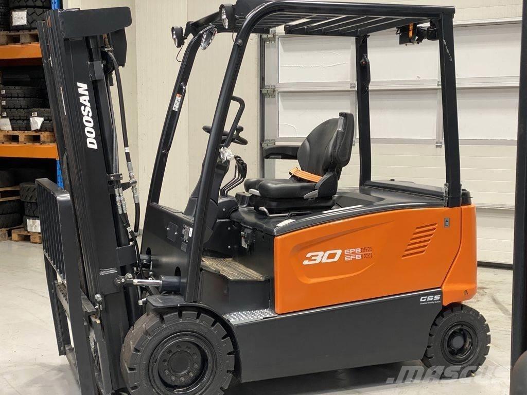 Doosan B30X-7 Electric Forklifts
