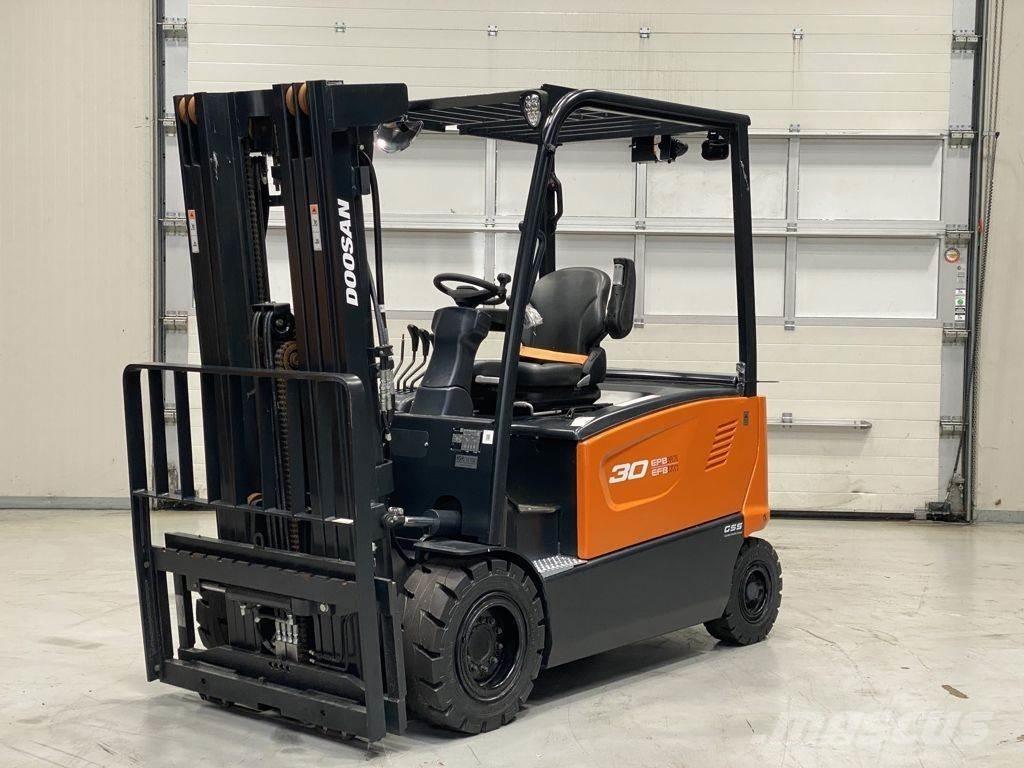 Doosan B30X-7 Electric Forklifts