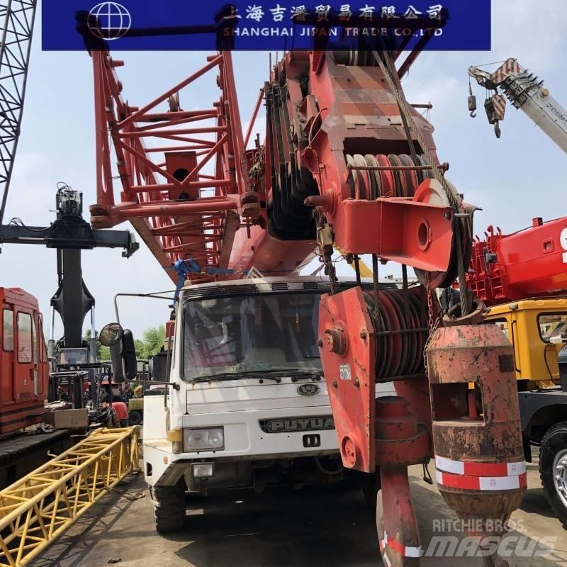 Zoomlion QY 100 Mobile and all terrain cranes