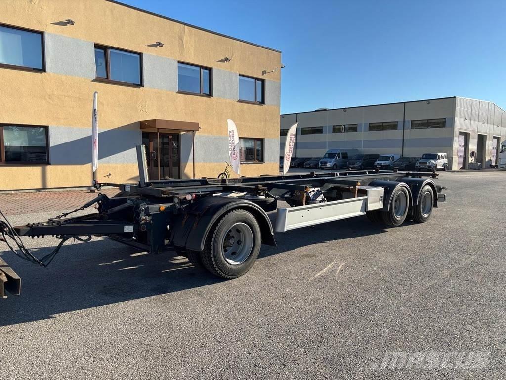 Fliegl 3-AXLE BDF Container Trailers