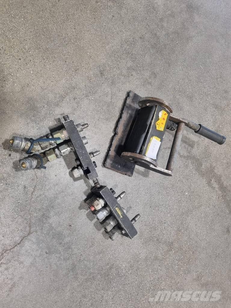 Drivex VB320 BM Plows