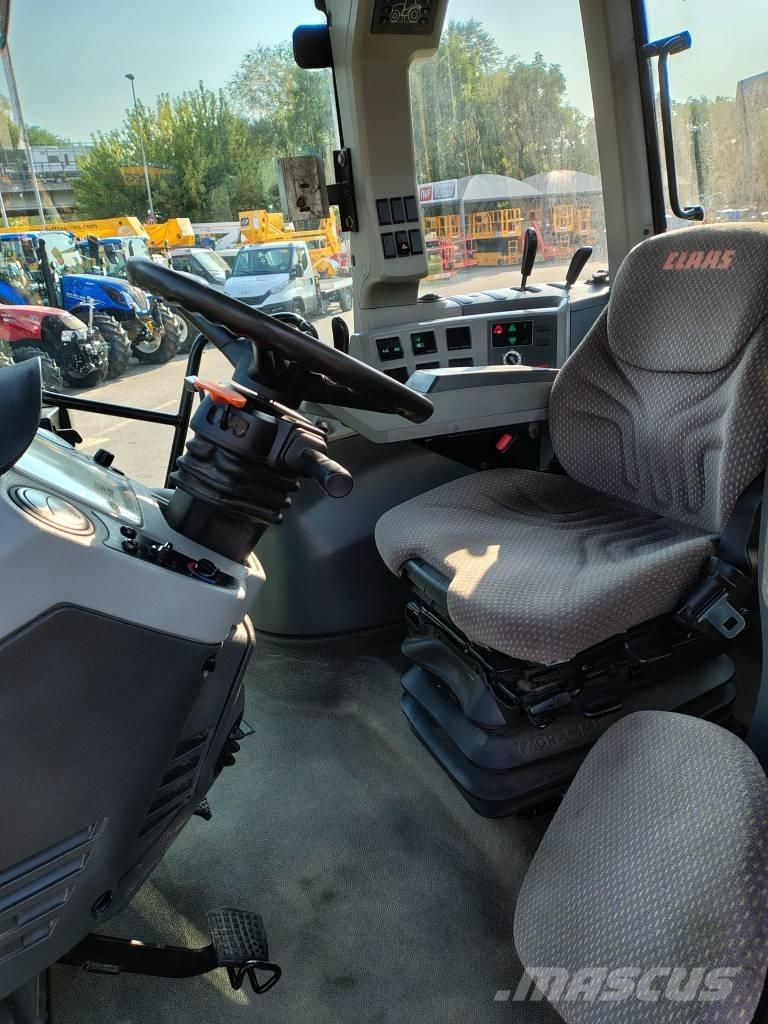 CLAAS Arion 640 Tractors