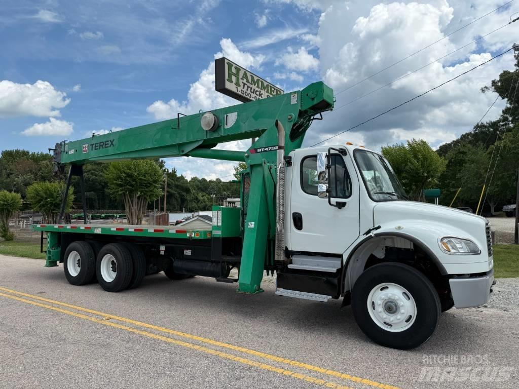 Freightliner M2 Crawler Cranes