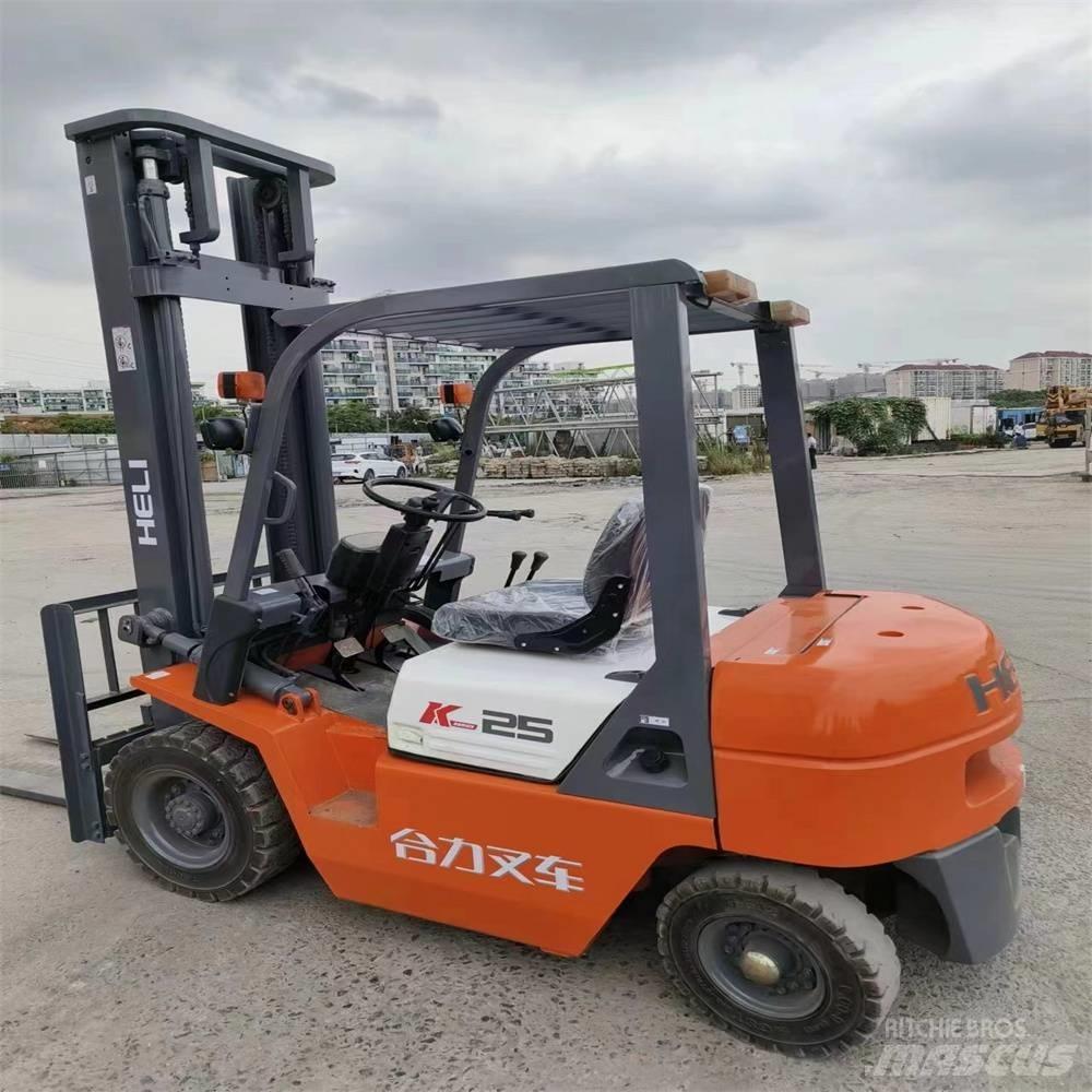 Heli CPC 25 Diesel Forklifts