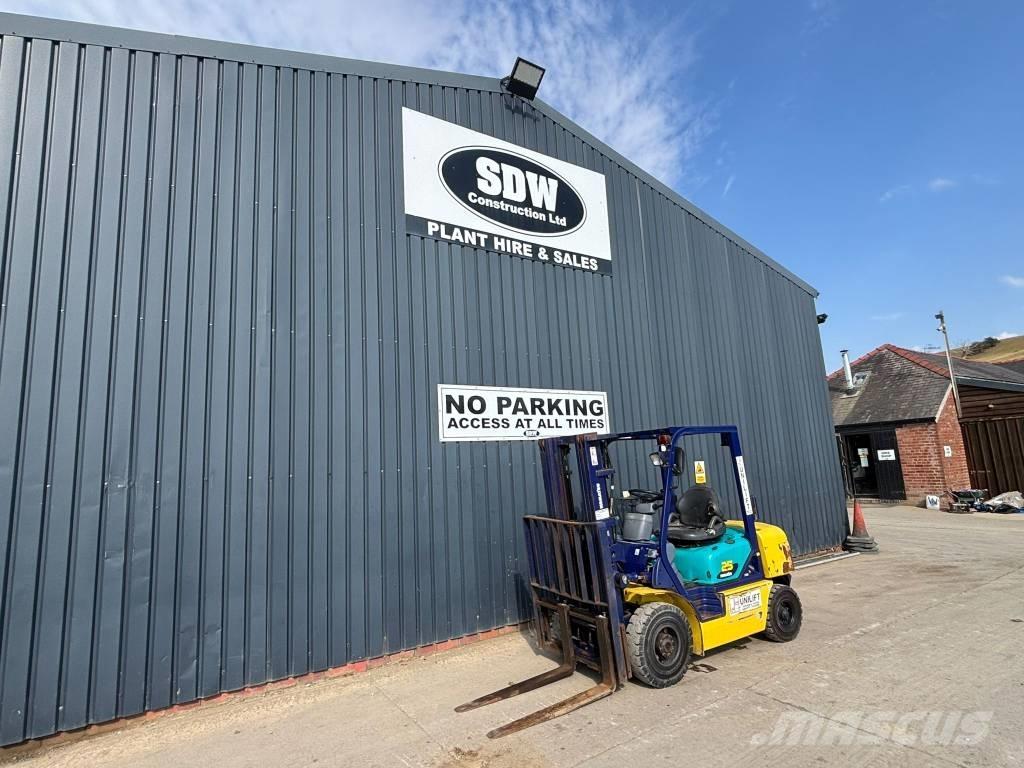 Komatsu FD 25 Diesel Diesel Forklifts