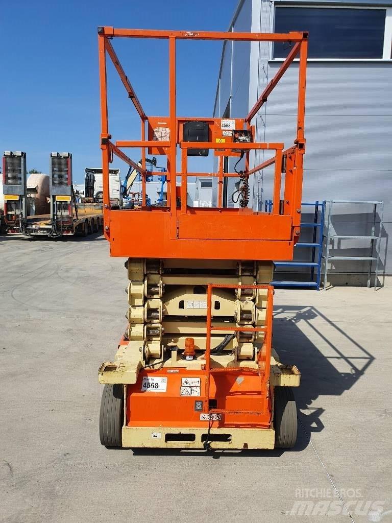 JLG 10 RS Scissor Lifts