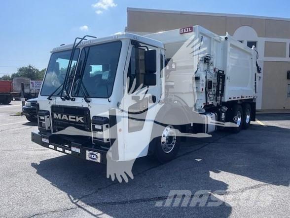 Mack LR64R Garbage Trucks / Recycling Trucks