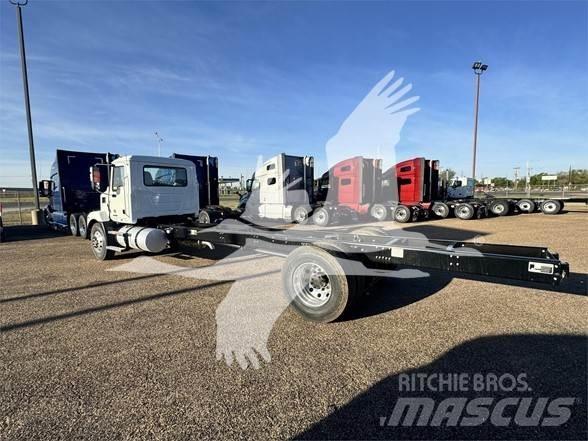 Mack MD6 Cab & Chassis Trucks