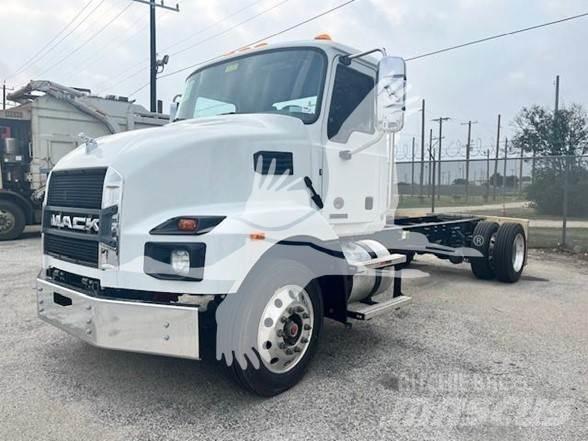Mack MD6 Cab & Chassis Trucks