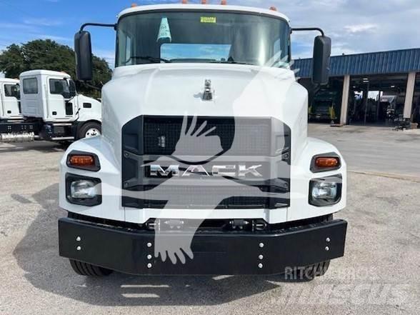 Mack MD6 Cab & Chassis Trucks