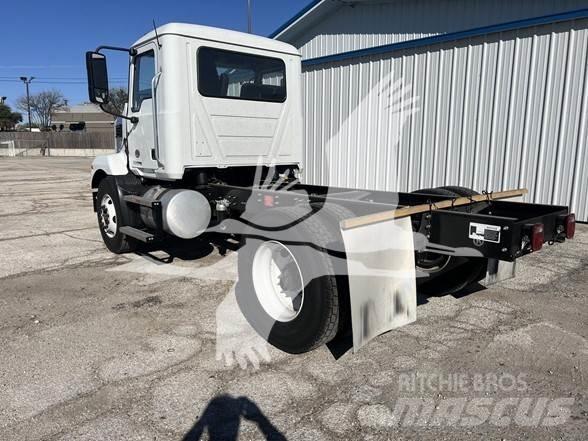 Mack MD6 Cab & Chassis Trucks