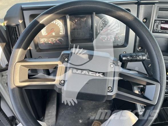 Mack MD6 Other
