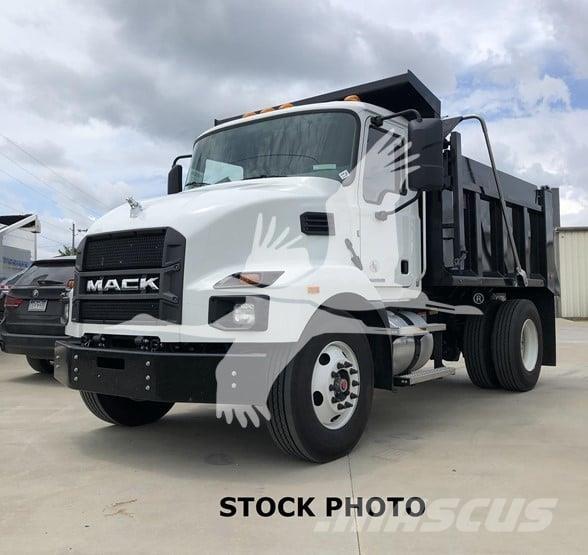 Mack MD6 Dump Trucks