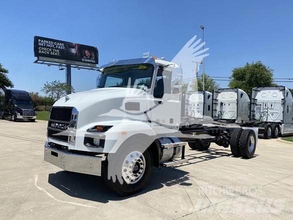Mack MD7 Cab & Chassis Trucks