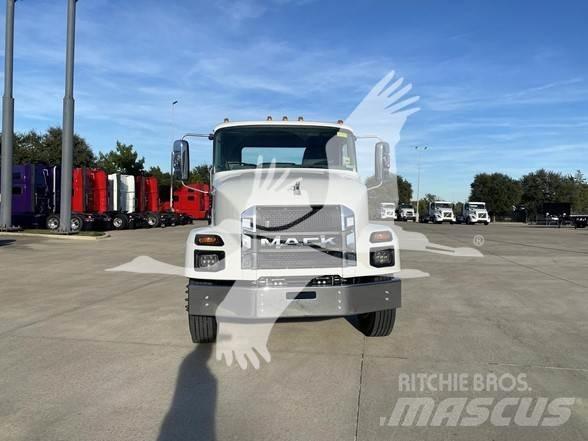Mack MD7 Cab & Chassis Trucks