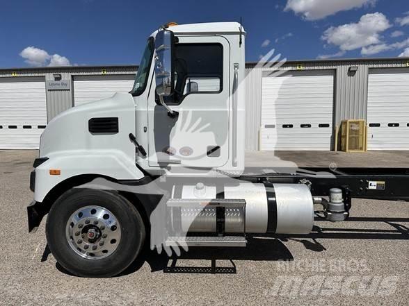Mack MD7 Cab & Chassis Trucks