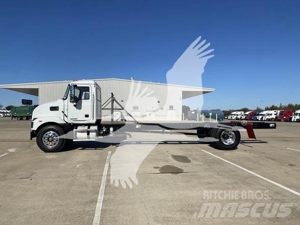 Mack MD7 Cab & Chassis Trucks