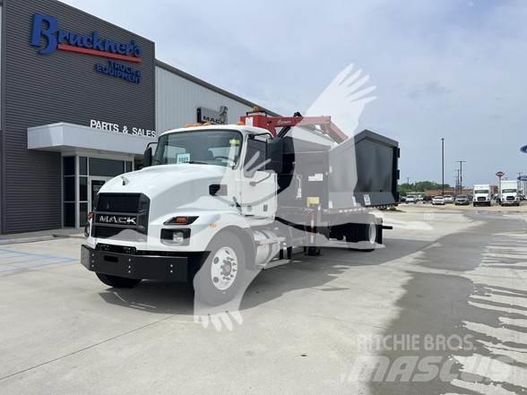 Mack MD7 Other