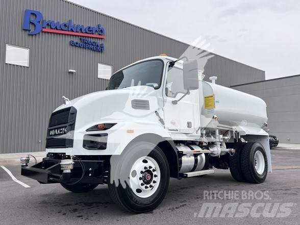 Mack MD7 Tank Trucks