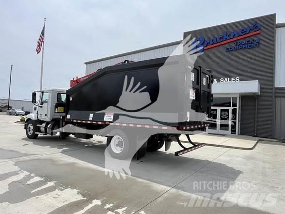 Mack MD7 Other