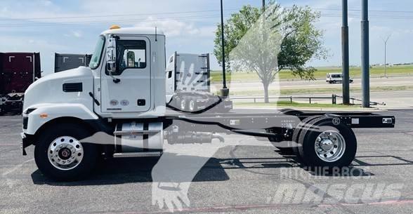 Mack MD7 Cab & Chassis Trucks