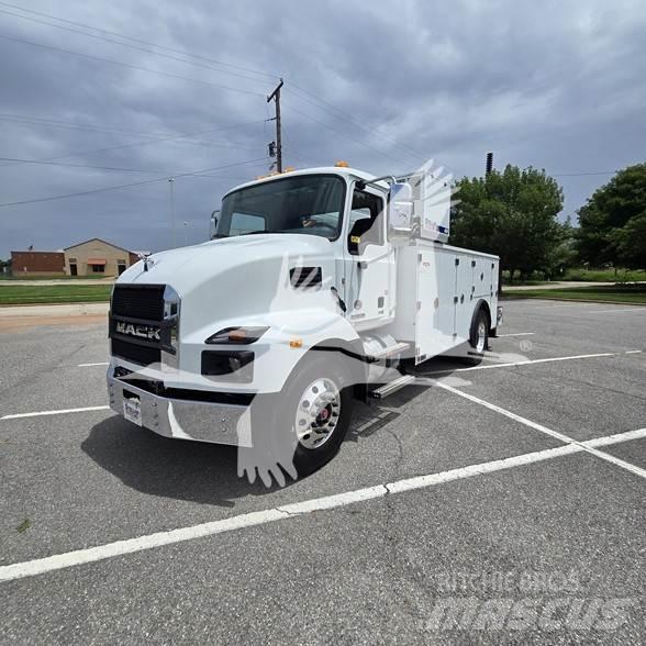 Mack MD7 Other