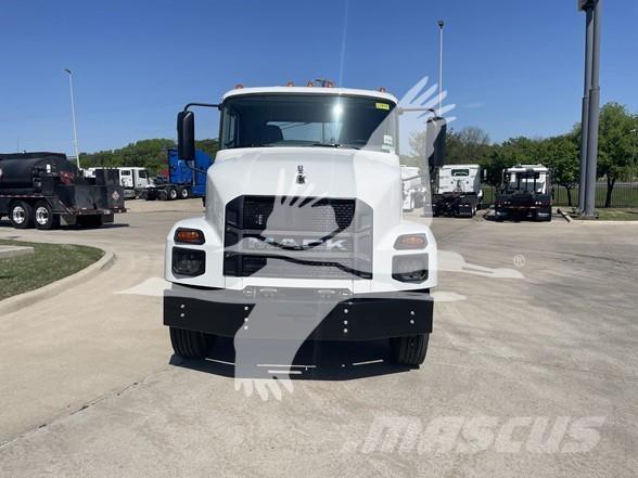 Mack MD7 Cab & Chassis Trucks