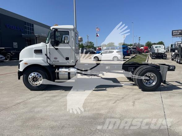 Mack MD7 Cab & Chassis Trucks
