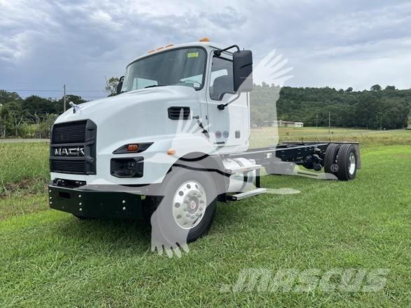 Mack MD7 Cab & Chassis Trucks