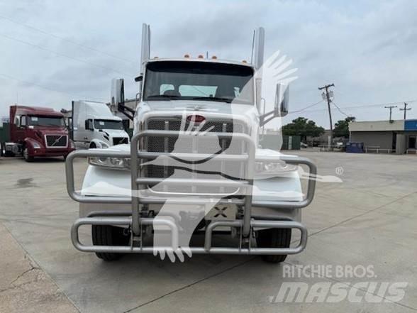 Peterbilt 567 Conventional Trucks / Tractor Trucks