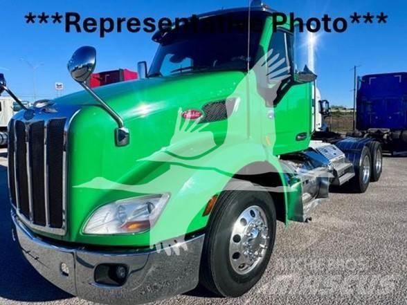 Peterbilt 579 Conventional Trucks / Tractor Trucks