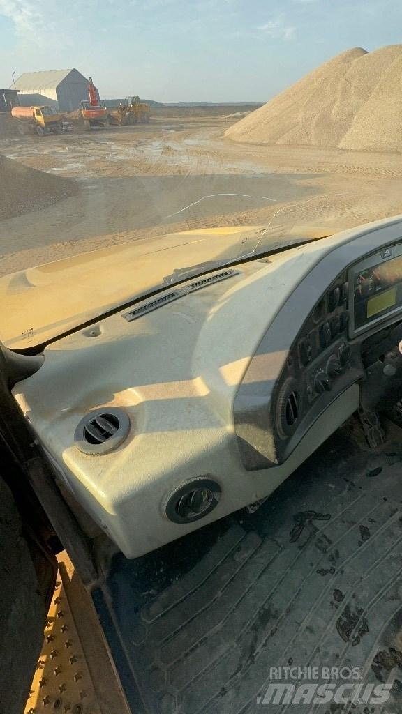 CAT 730 C Articulated Dump Trucks (ADTs)