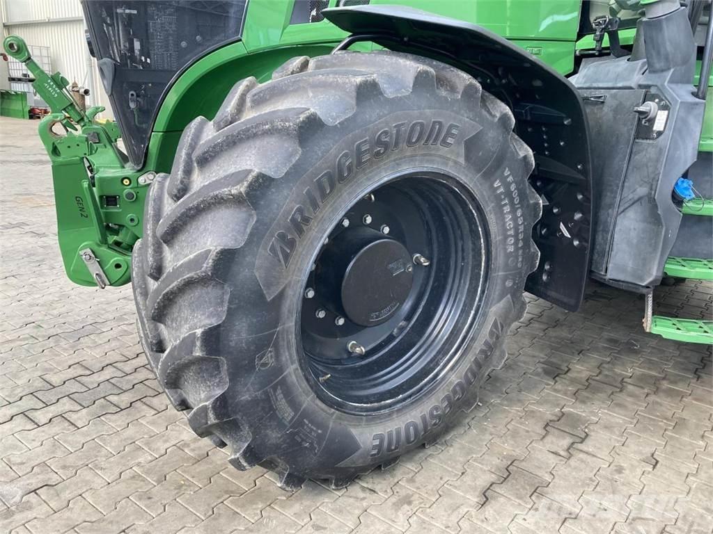 John Deere 7R 310 Tractors