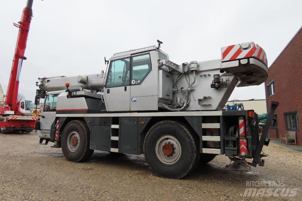 Liebherr LTM 1030/2 Mobile and all terrain cranes