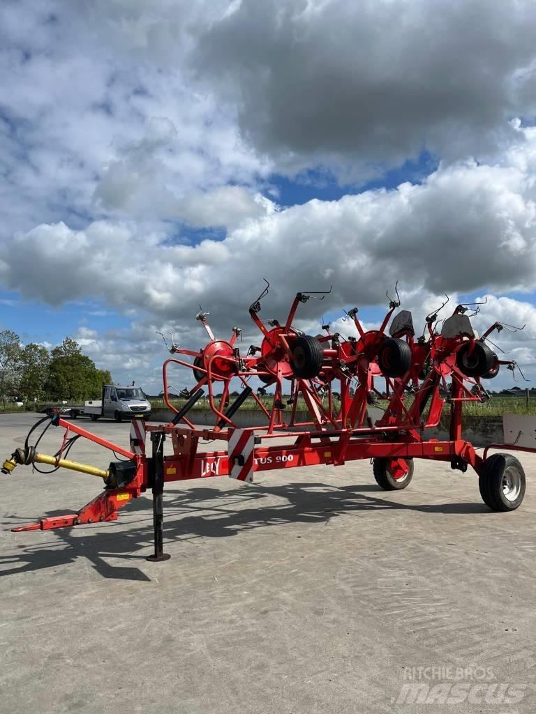 Lely Lotus 900 Rakes and tedders
